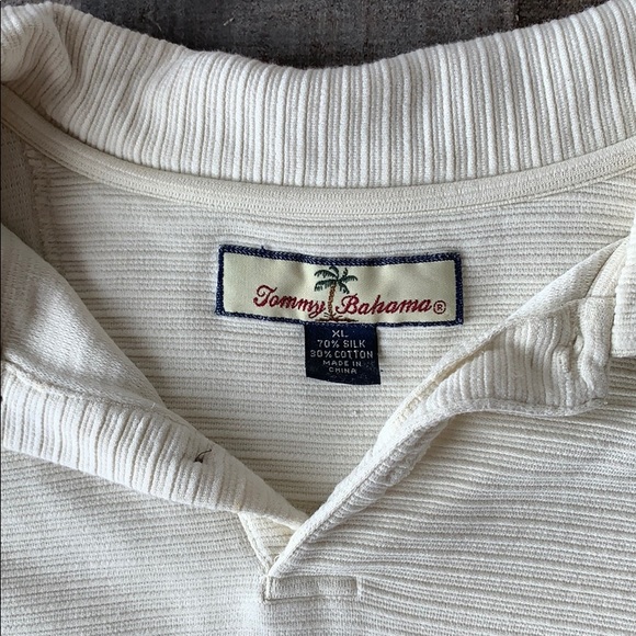 XL Tommy Bahama shirt - Picture 2 of 3